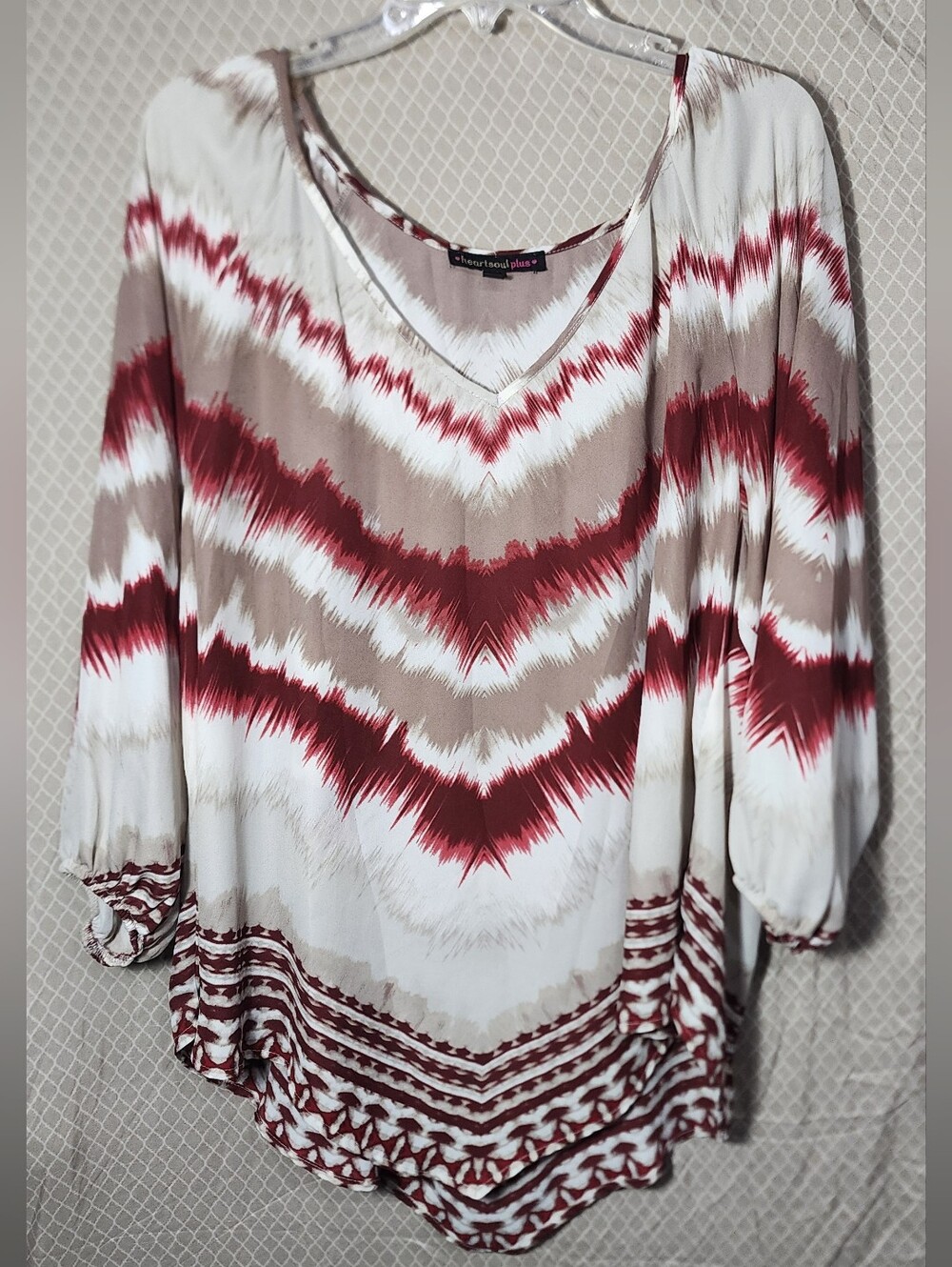 Heartsouls Plus Chevron Tie-dye V-neck Tunic Top Women's 3X used Great Shape